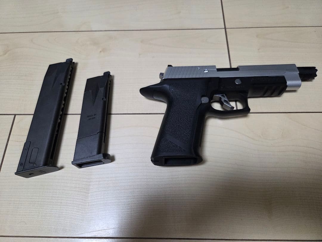 センチネルナイン　レオン専用モデル