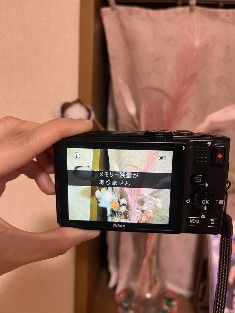 デジタルカメラ M