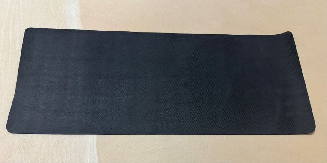 遊戯王　初期デザイン　ハーフ　プレイマット　ニューロン