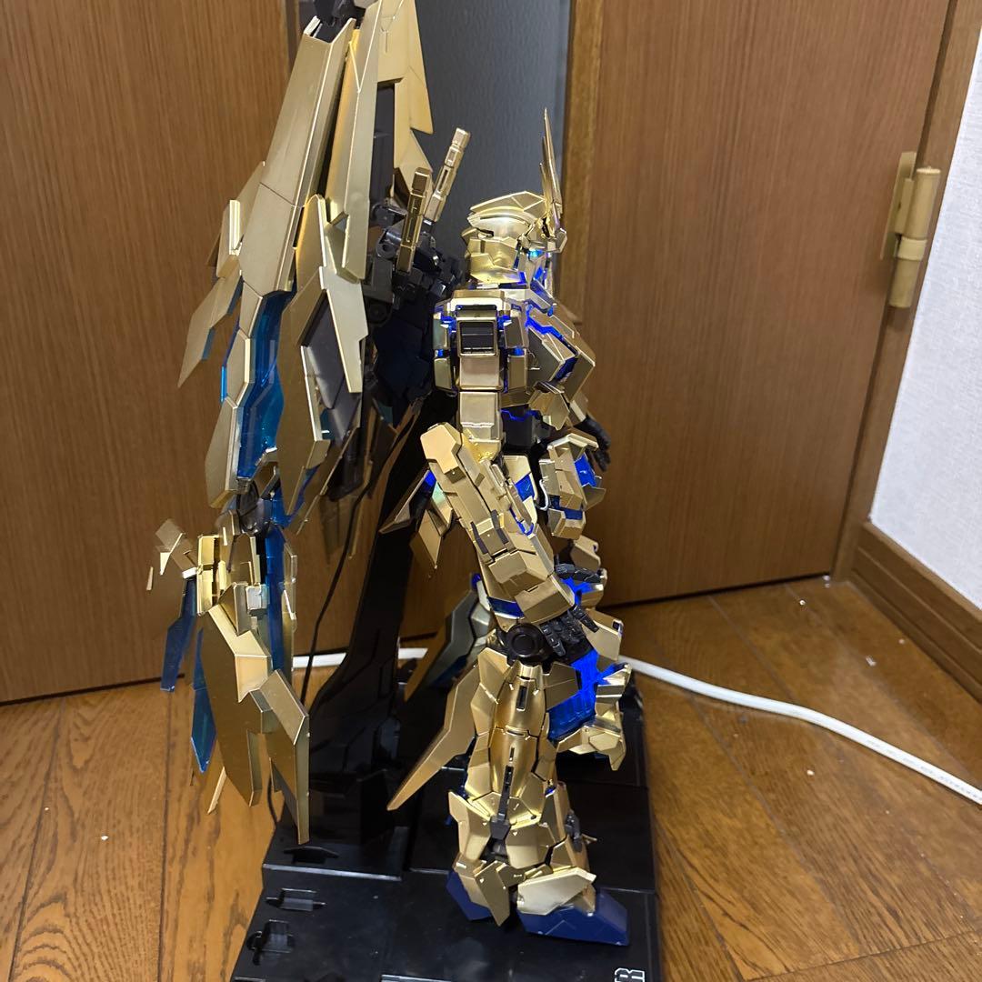 pgユニコーンガンダム3号機RＸー０フェネクス