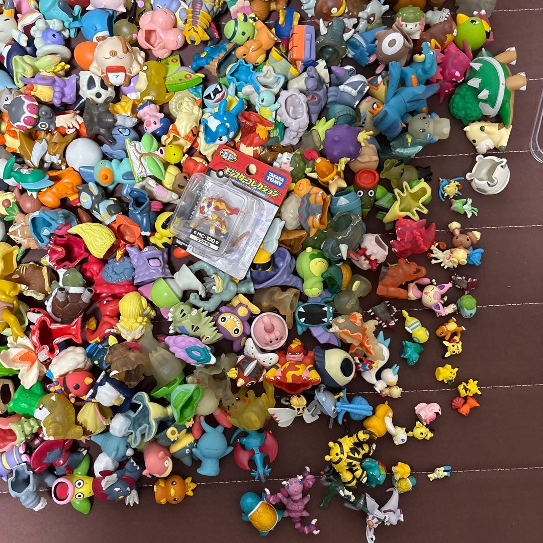 ポケモンキッズ クリア モンコレ ポケモン フィギュア カントー　ピカチュウ