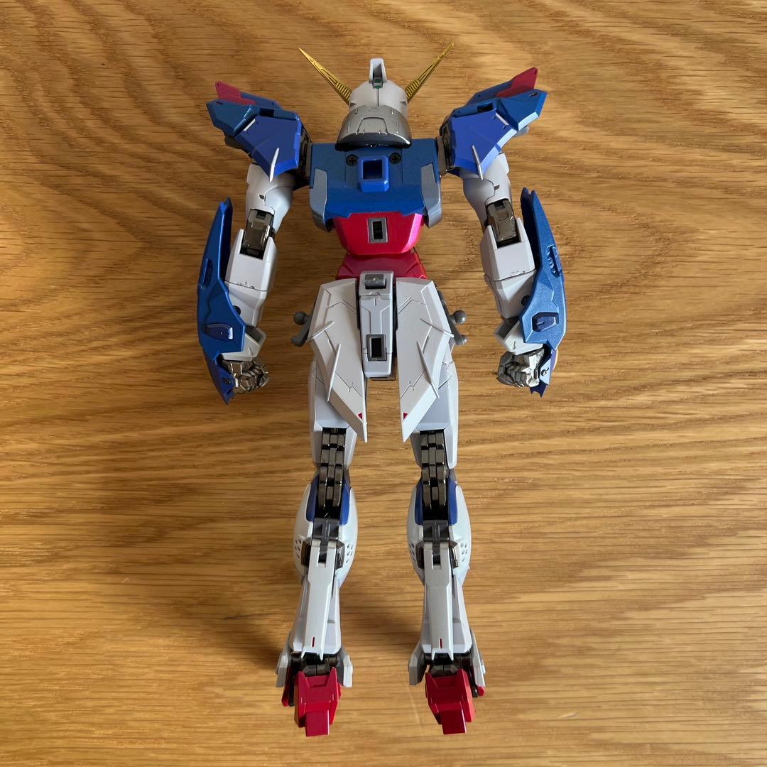 メタルビルド　デスティニーガンダム　2024