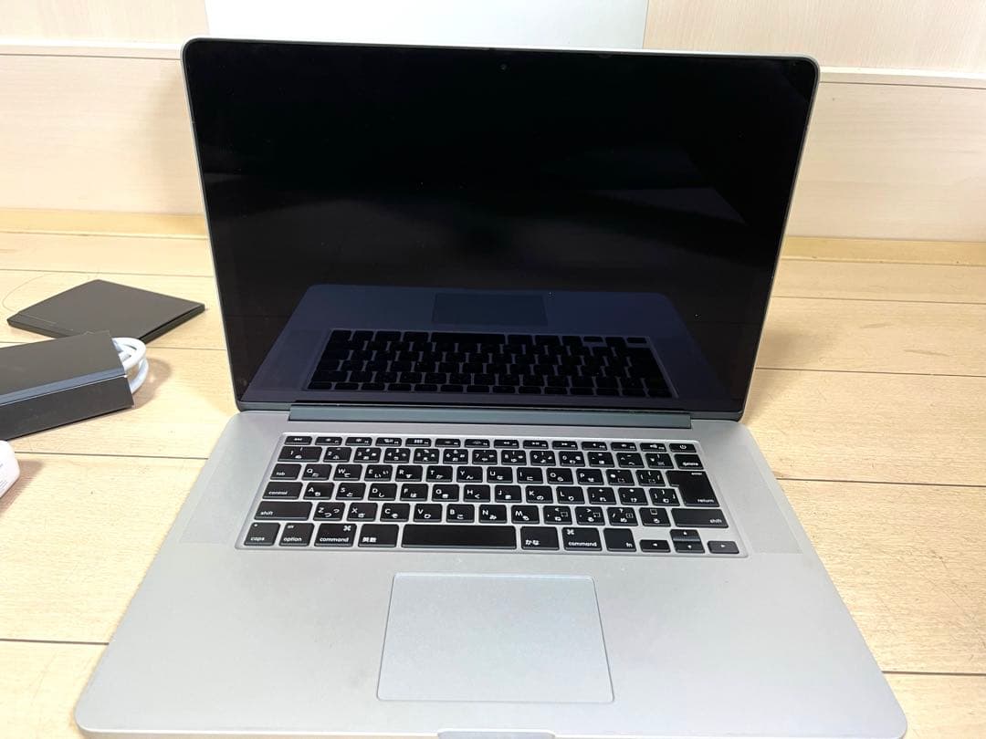 MacBook Pro 2013 i7 8GB SSD 256GB 充放電31回