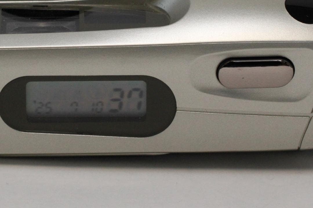 【フィルム動作確認済】RICOH R10 シルバー