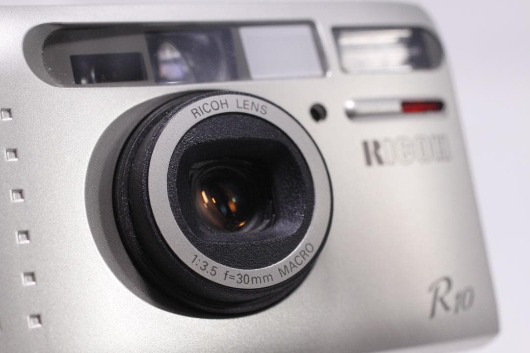 【フィルム動作確認済】RICOH R10 シルバー