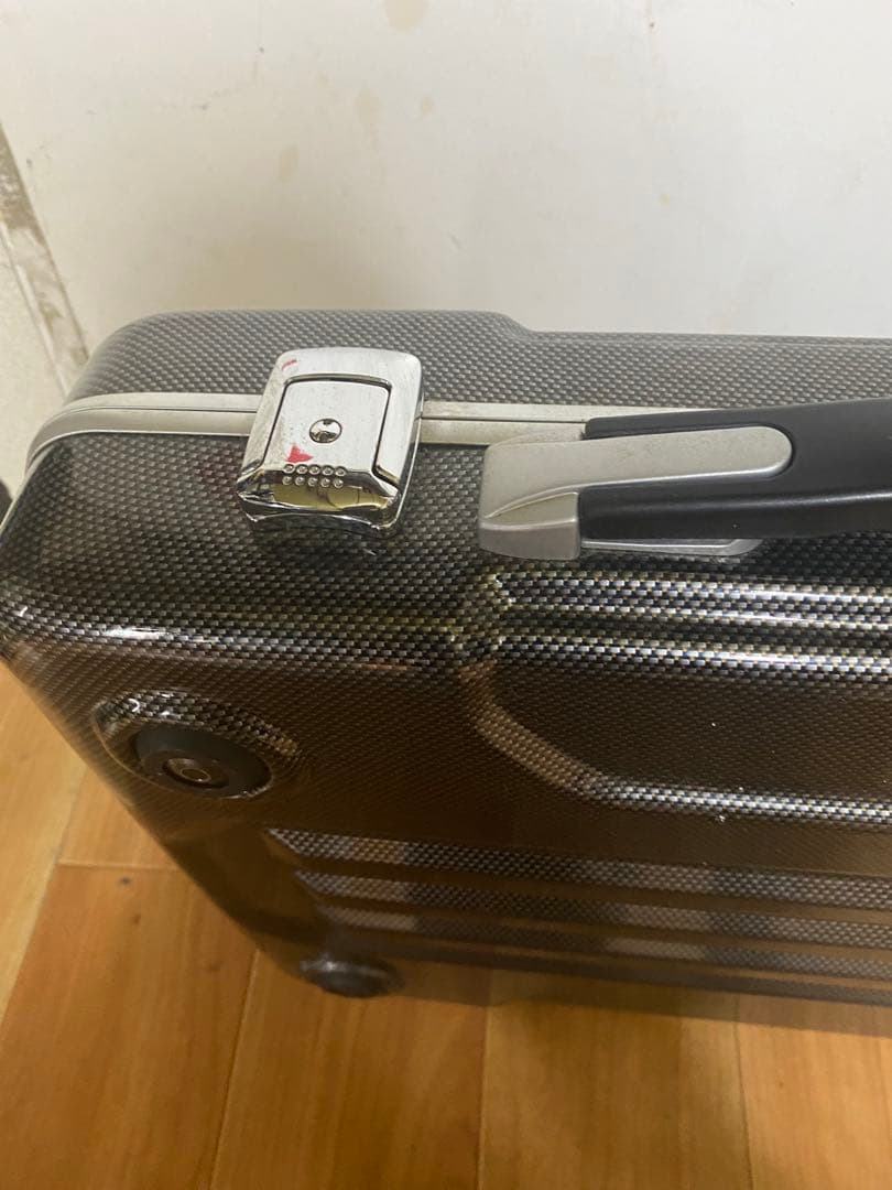 G-Bronco ポリカーボネートアタッシュケース　B4サイズ