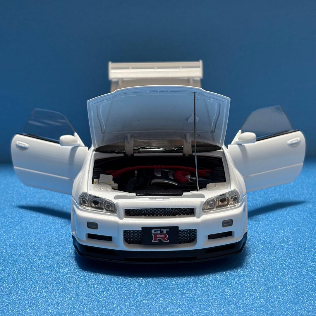 ダイキャスト　大迫力　日産　スカイライン　GT-R R34 1/18 模型