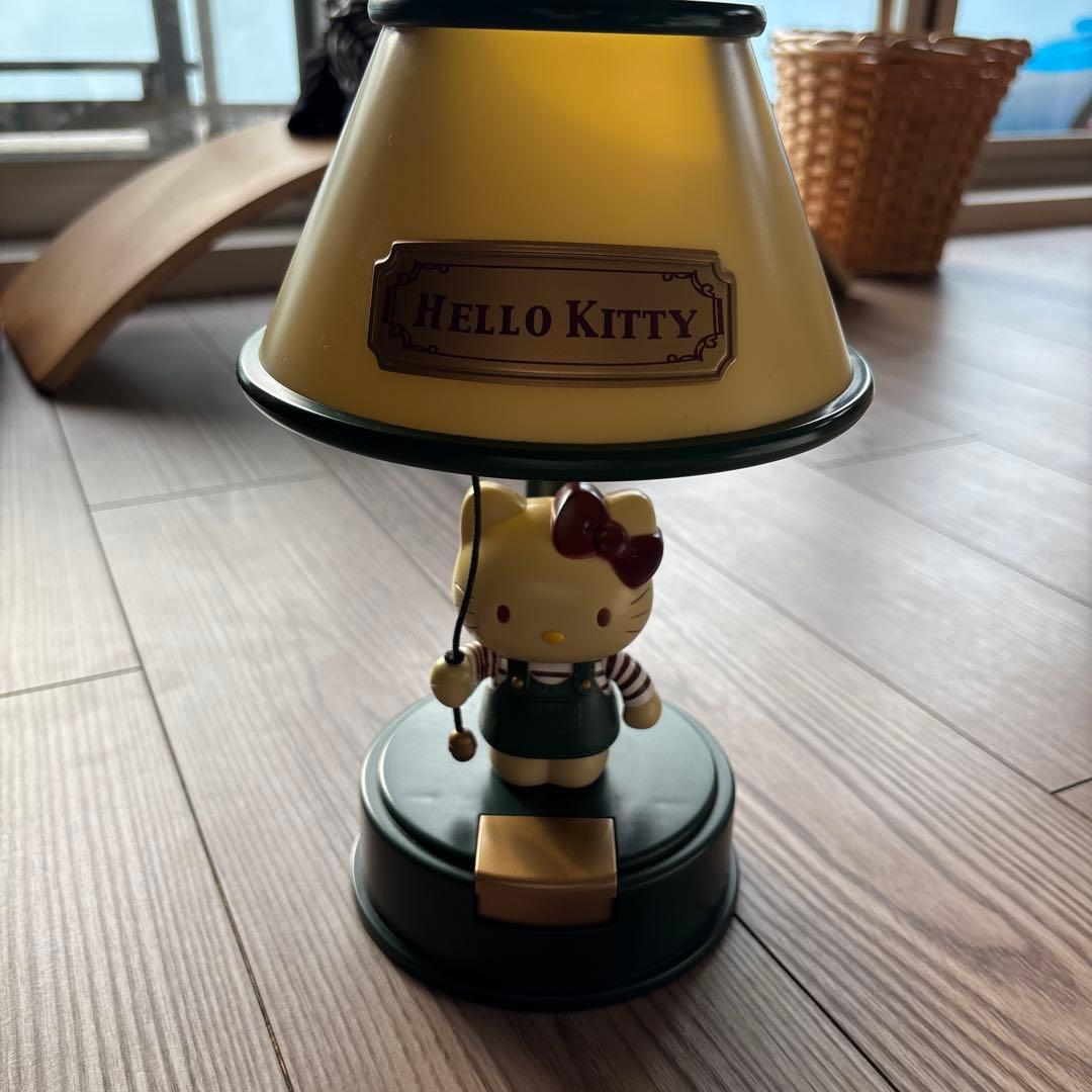 ハローキティ　アクションインテリアランプ