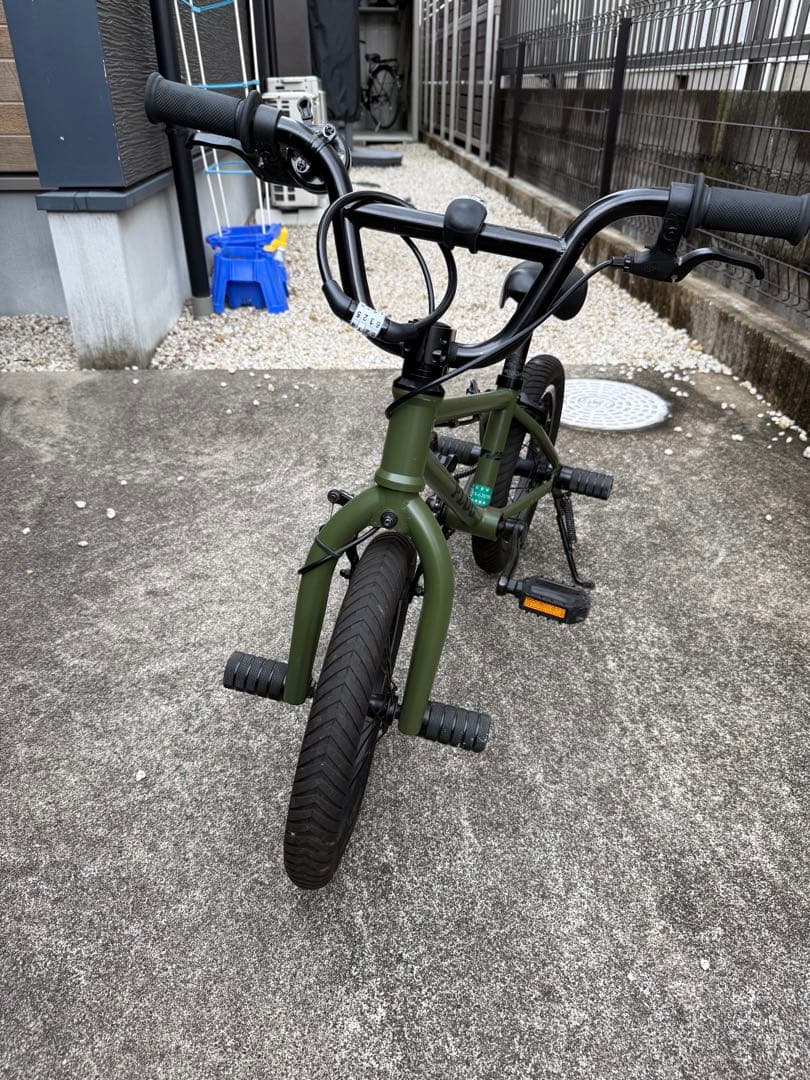 PLUG 14 BMXバイク ジャイロ付き　キッズ　子供 定価約5万5,000円