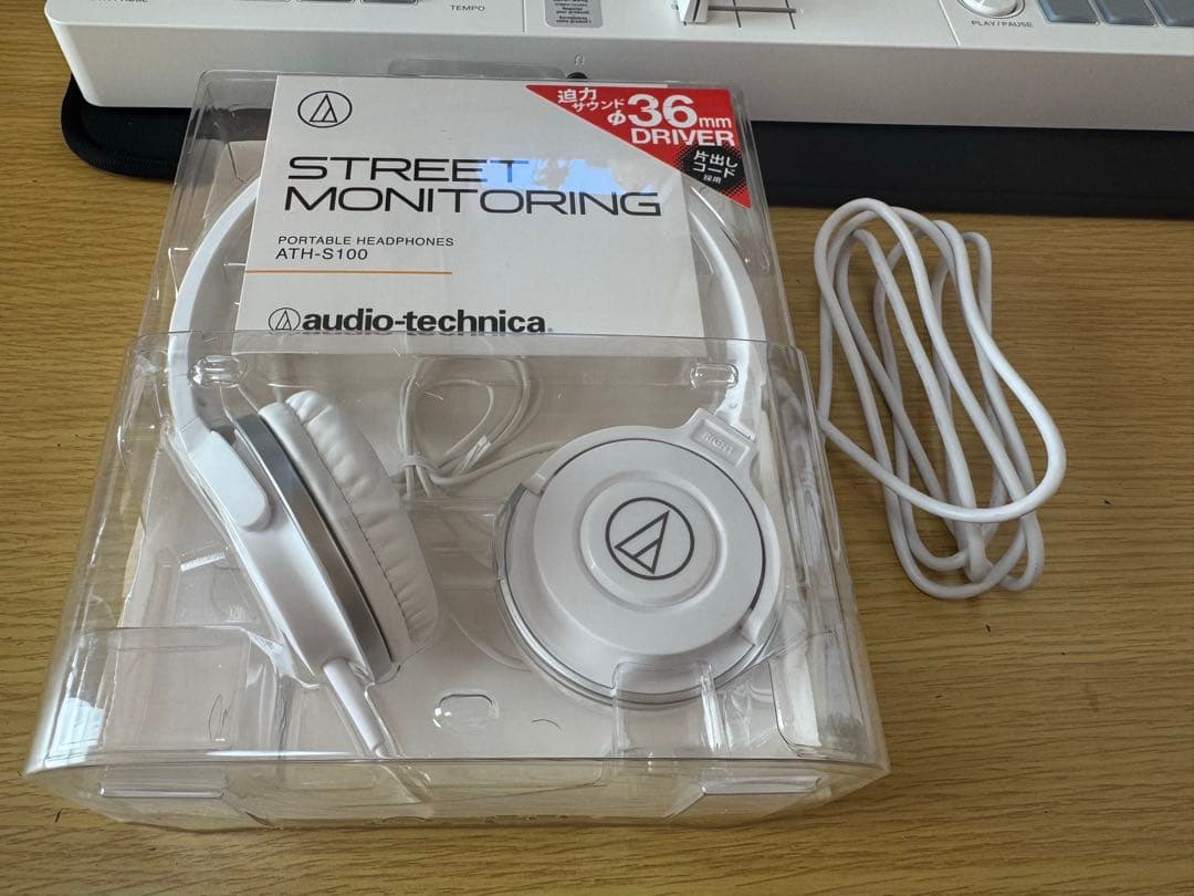 DDJ-FLX4-W、専用スリーブケース、DJヘッドホン セット