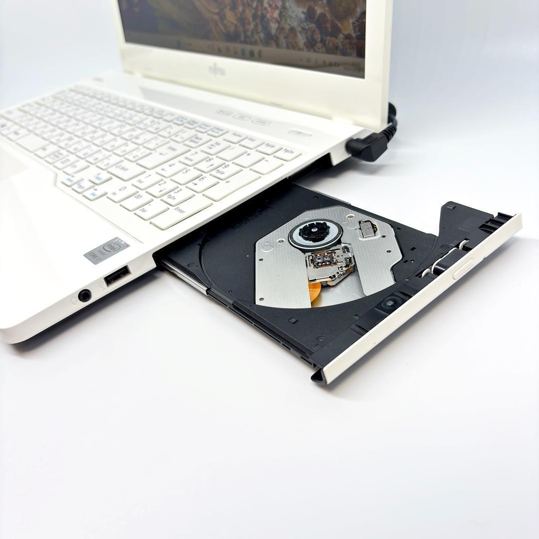 富士通 ノートパソコン Corei7 新品SSD オフィス付き Win11 A6