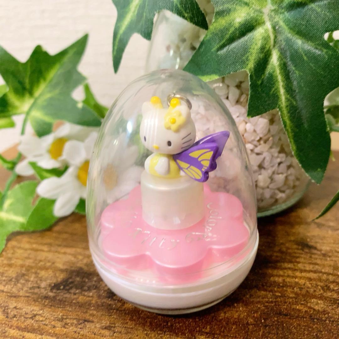 ⭐︎希少⭐︎ハローキティ ネイルカラー　コスメ　マニキュア　マスコット　蝶　当時物