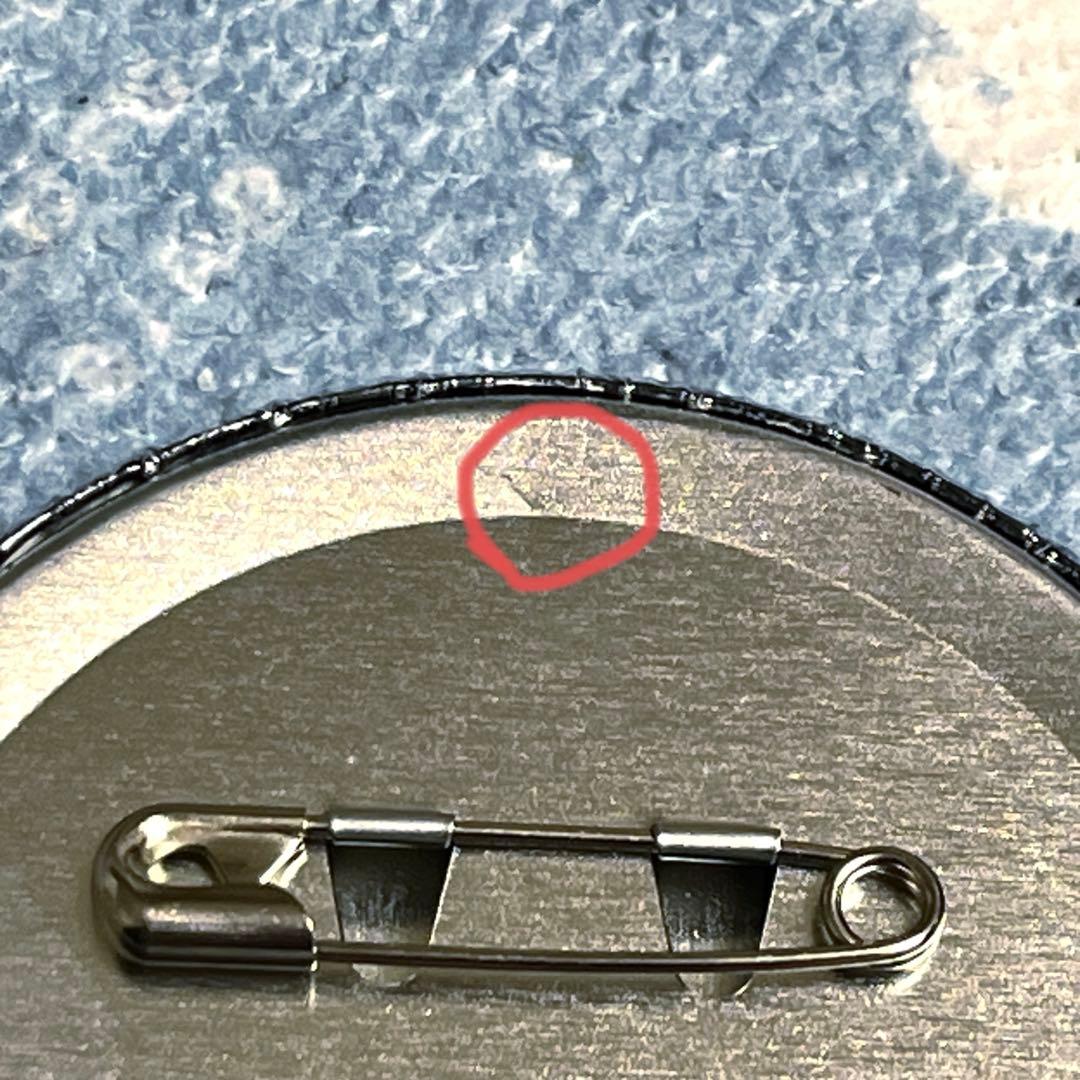 ペルソナ グラフアート 缶バッジ 足立透