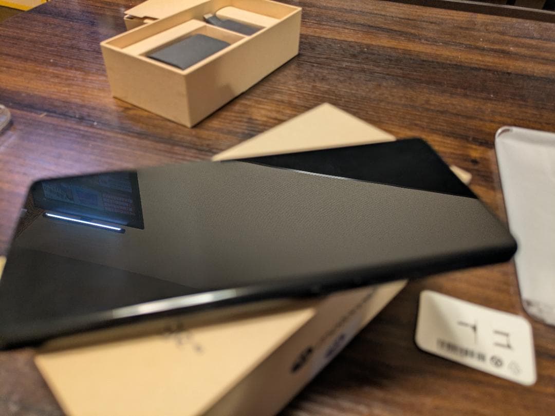 【美品】Motorola Edge 40 8GB 256GB ブラック