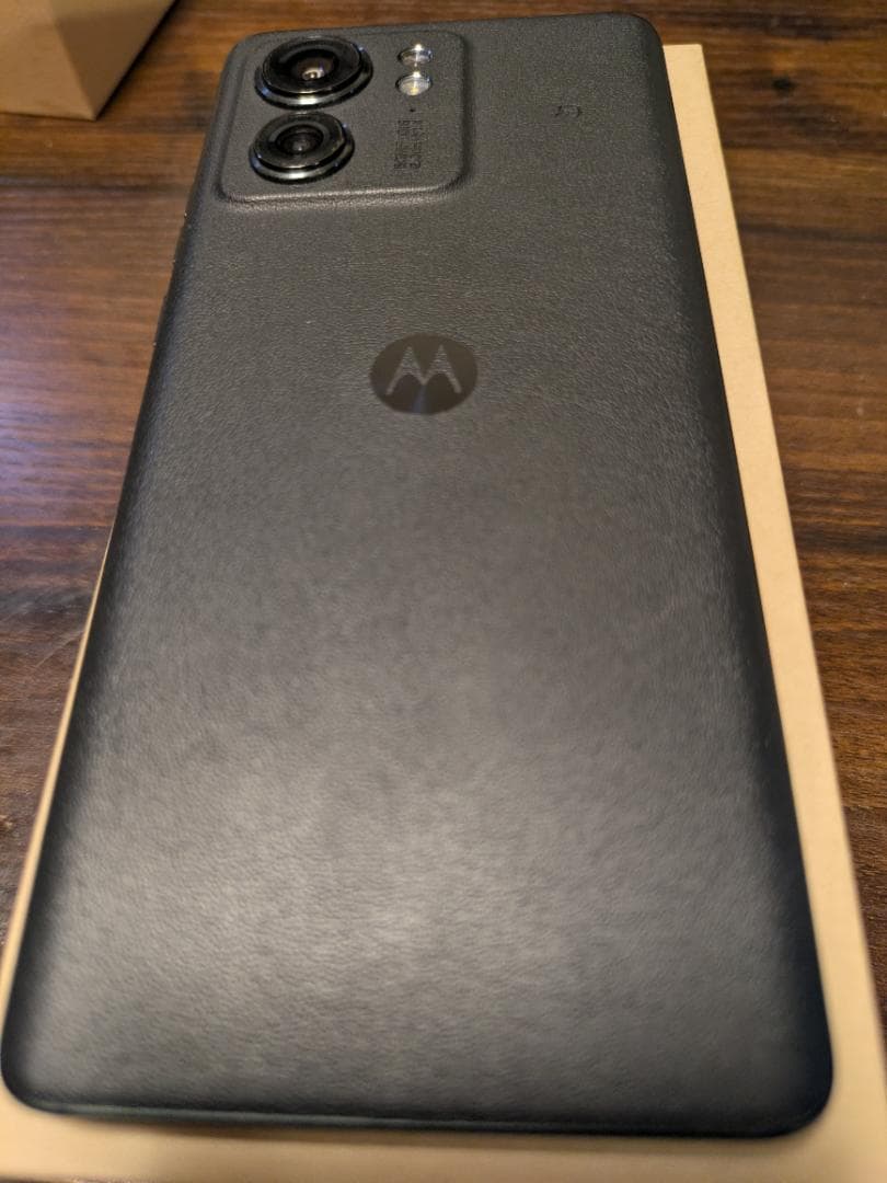 【美品】Motorola Edge 40 8GB 256GB ブラック