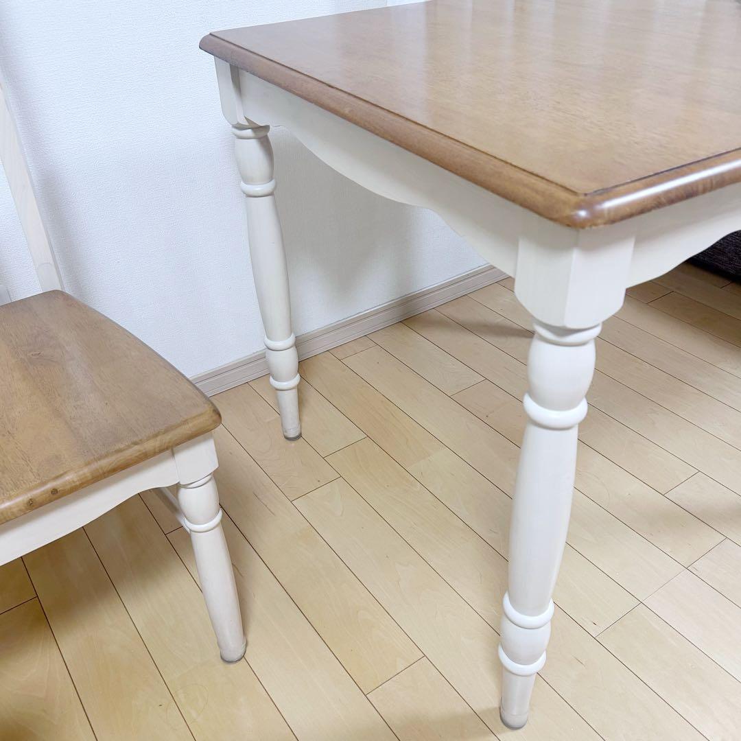 フレンチカントリー　ダイニングテーブル　姫家具　天然木　ラバーウッド　ロココ調