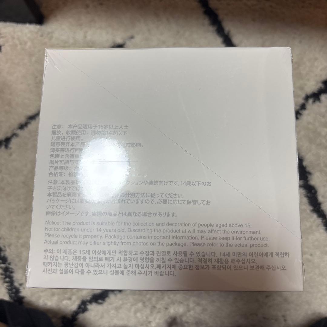 POPMART Big into Energyブラインドボックス新品未開封ラブブ