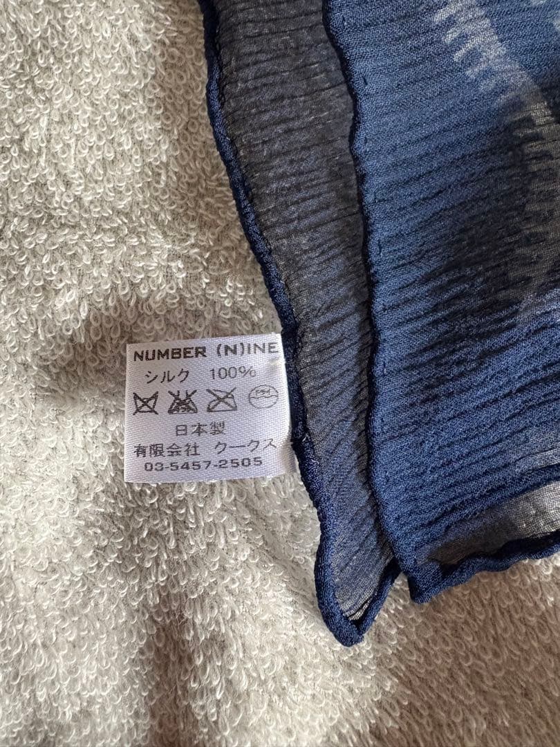 ナンバーナイン ネイビー ペイズリー柄 シルクバンダナ