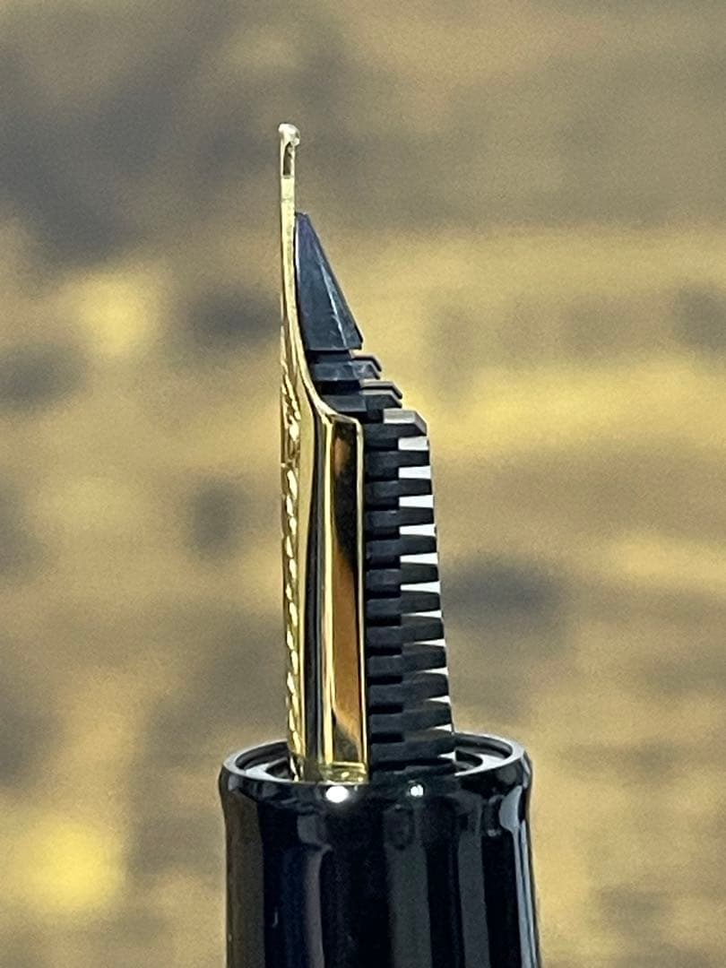 試筆のみ　タグ付　旧型ニブ　21k MF プロフィット21 セーラー　万年筆