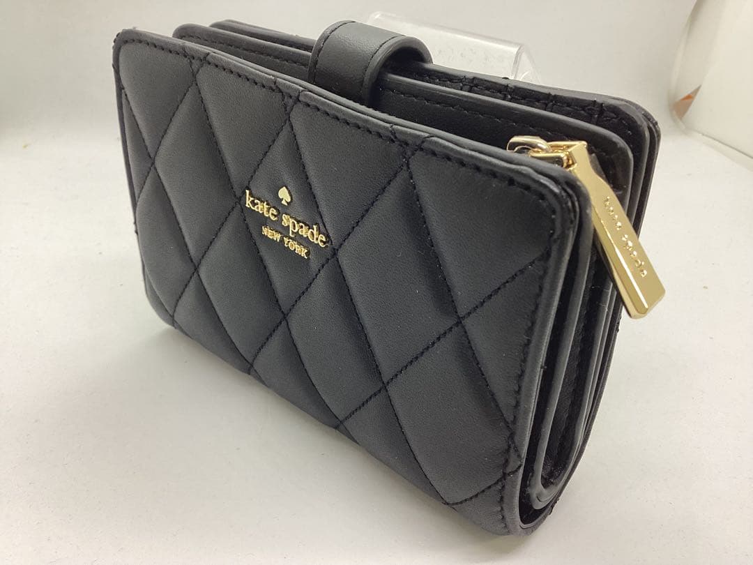 kate spade ブラック 二つ折り財布　キルティング加工