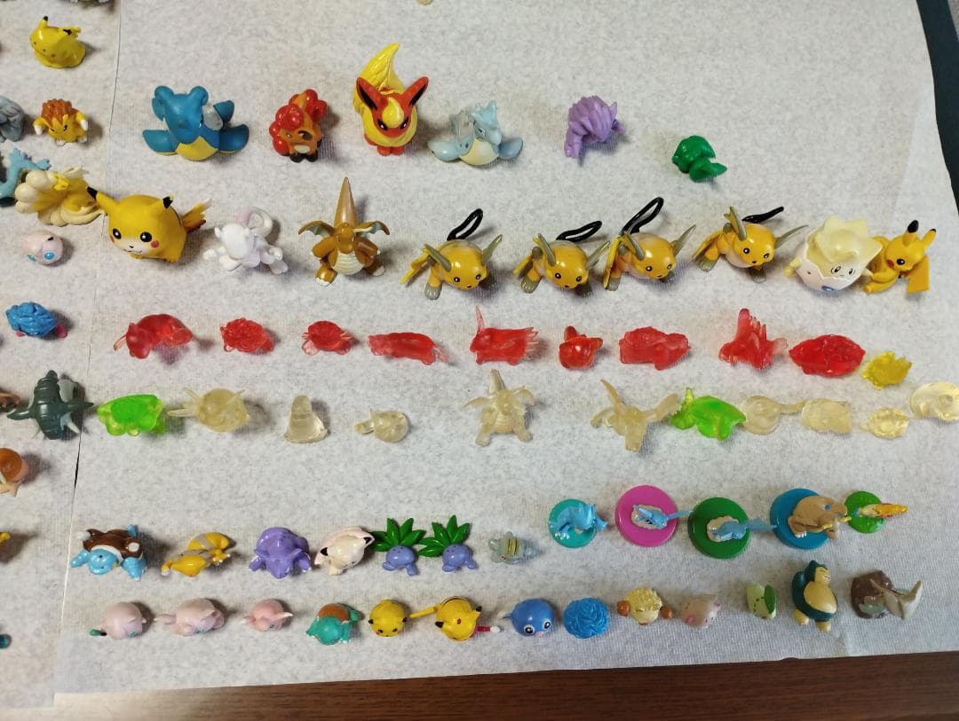 ポケモン　フィギュア　モンコレ他初期鉛筆キャップ TOMY まとめ売り約200体