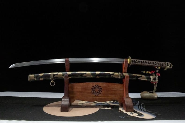 98式軍刀 迷彩 武具　刀装具　日本刀　模造刀 居合刀 武士道 手鍛造打 鋼刀