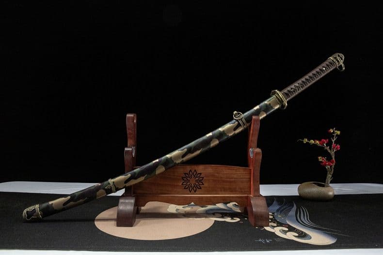 98式軍刀 迷彩 武具　刀装具　日本刀　模造刀 居合刀 武士道 手鍛造打 鋼刀