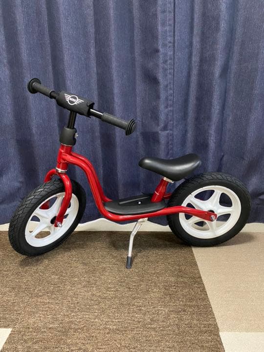 MINI バランス・バイク&ストライプ・トイ・バッグ&アイス・キューブ・トレイ