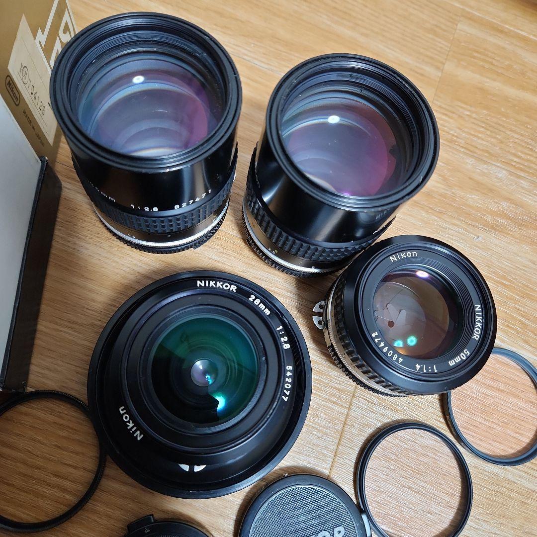 カメラ　レンズ