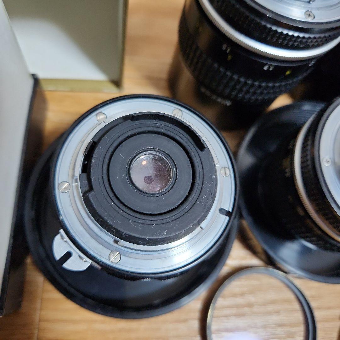 カメラ　レンズ