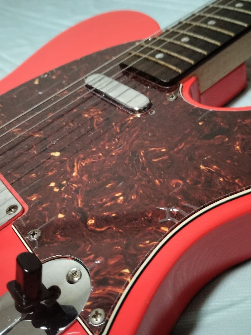 Squier スクワイア テレキャスター 赤 fenderケース付 初心者最適