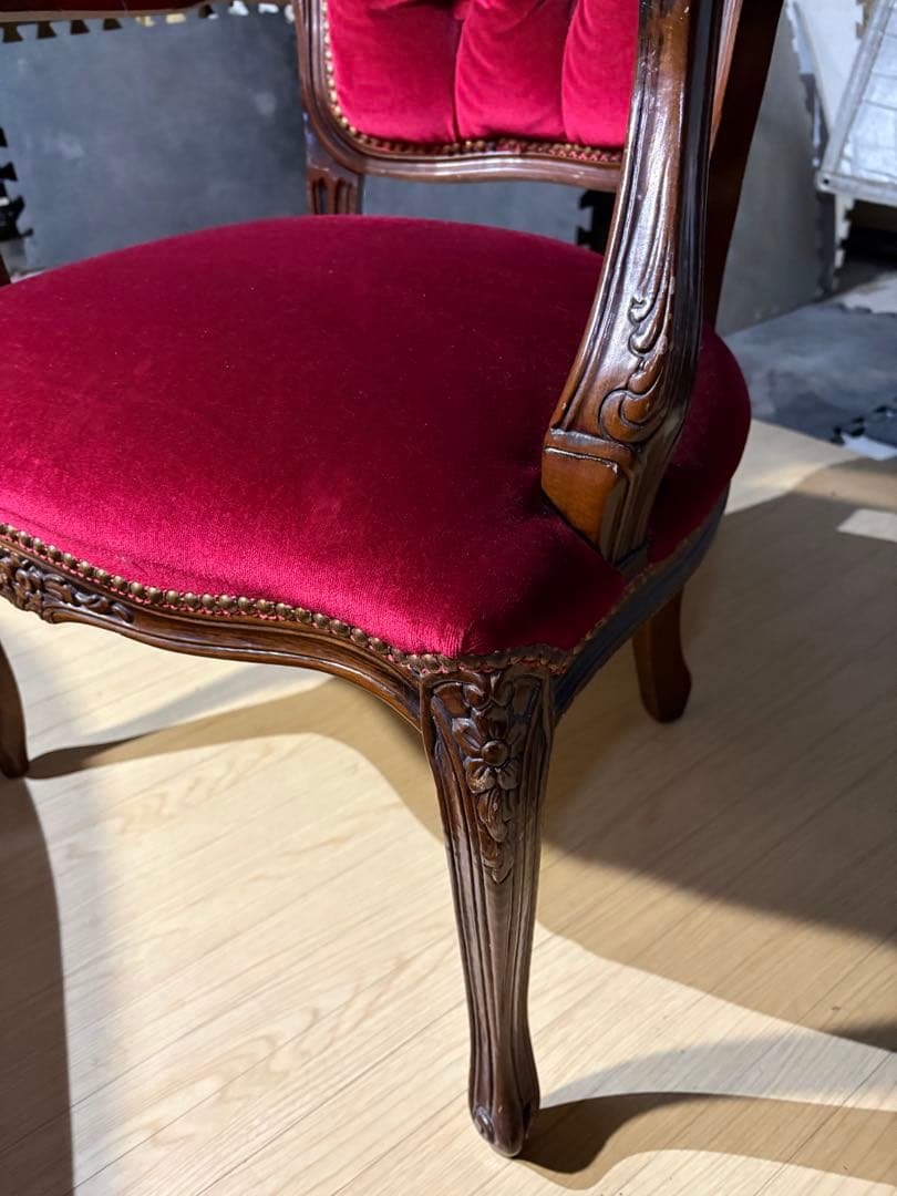 イタリア製　ヴェローナクラシック　アームチェア　モケット　猫足