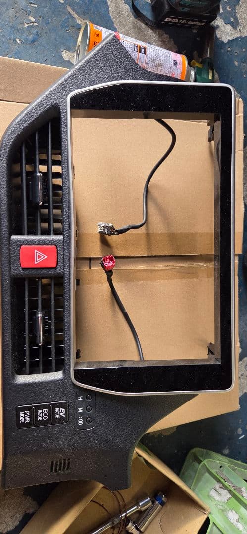 80系ヴォクシーNSZN-Z68T ディスプレイパネルセット