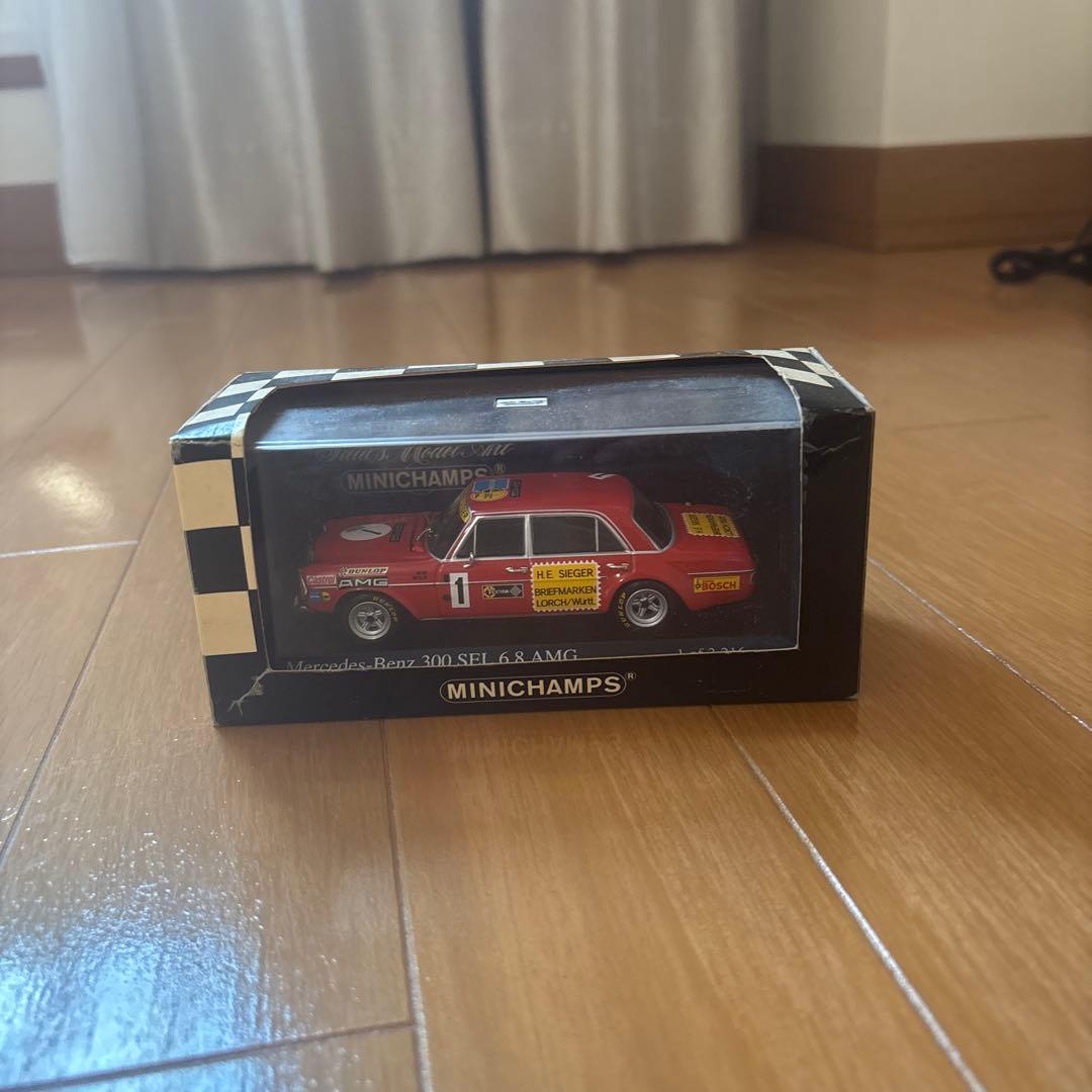 MINICHAMPS メルセデス・ベンツ 300 SEL 6.8 AMG