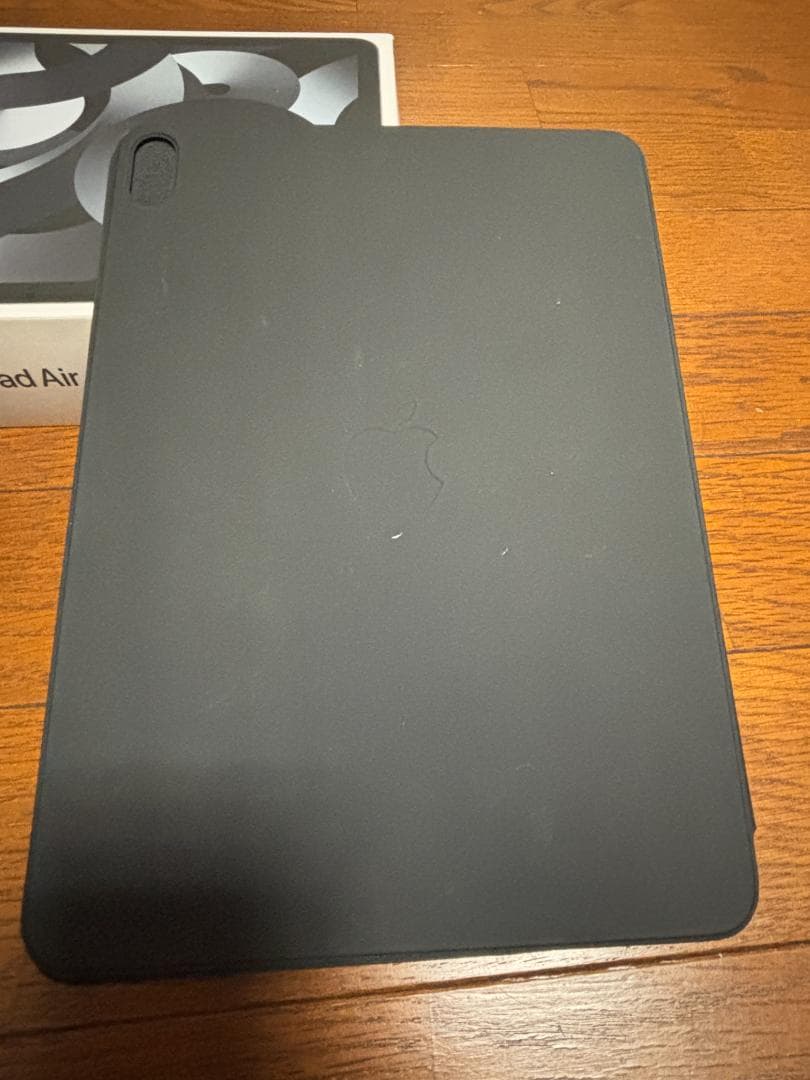 【merpari3】iPad Air（第五世代）Wi-Fi+Cellula