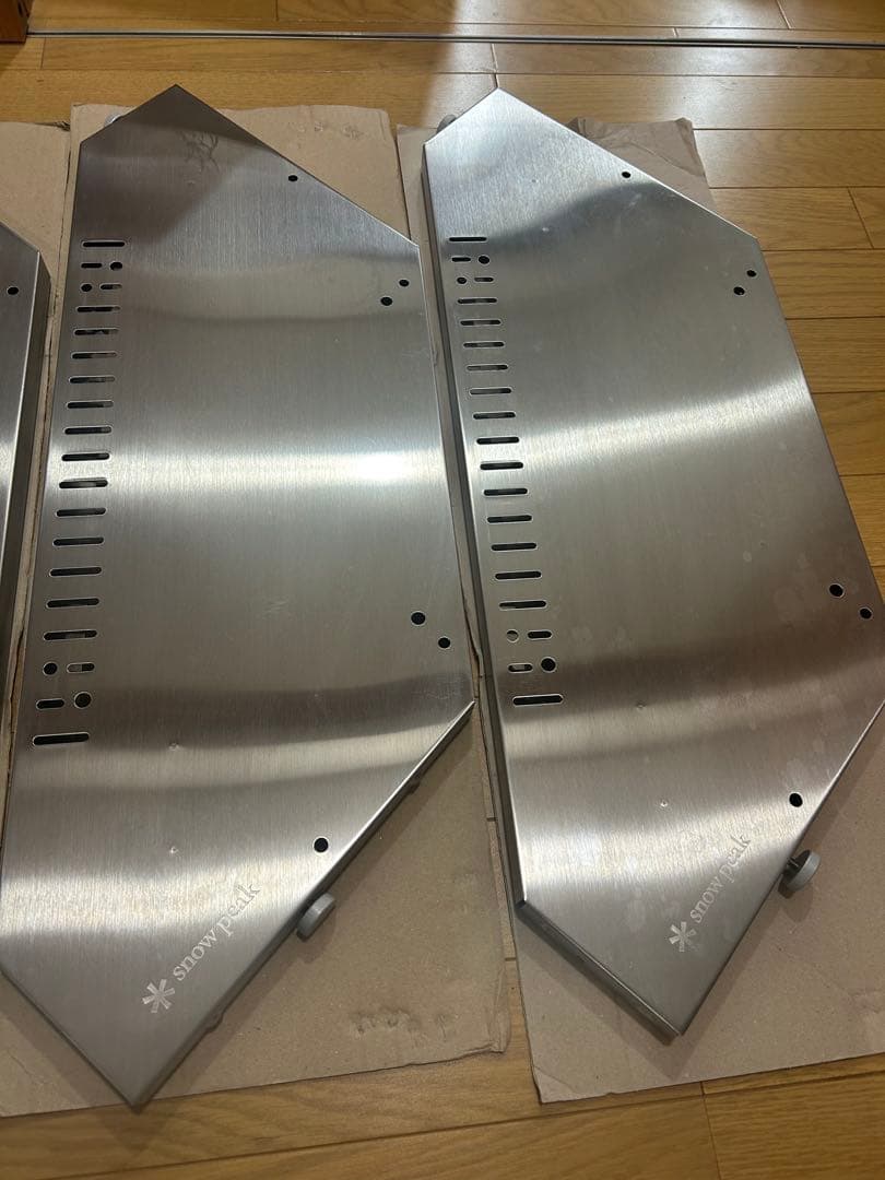 【 peak 】ジカロテーブル