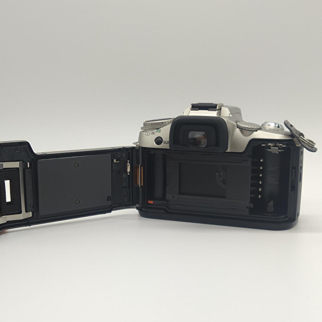 【美品／箱付き】PENTAX *ist 一眼レフ フィルムカメラ