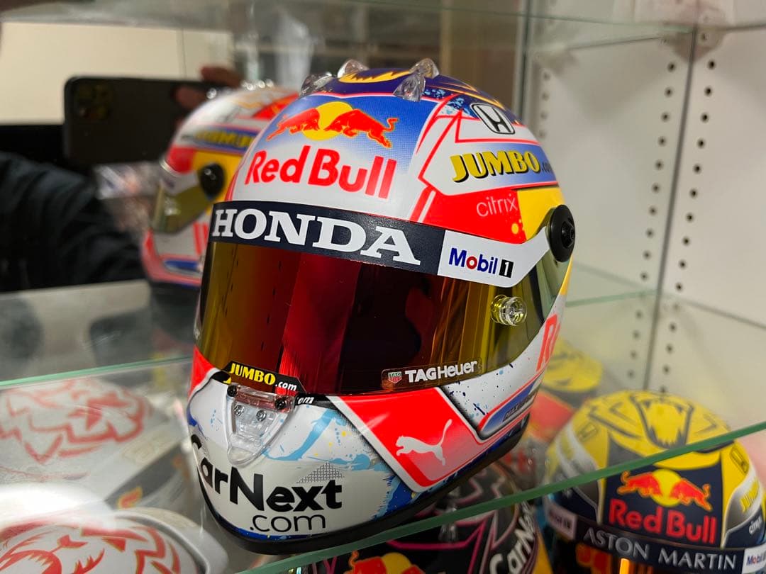 2021 レッドブル ホンダ F1 フェルスタッペン オランダ 1/2ヘルメット