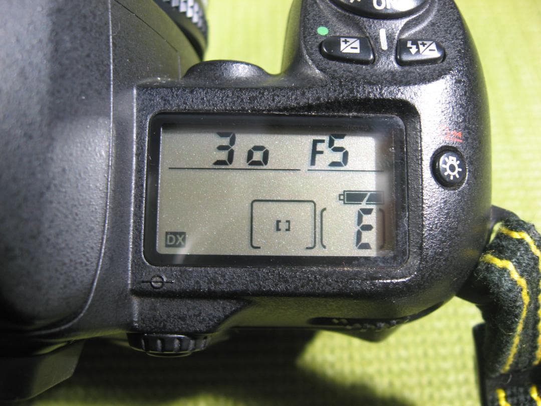 Nikon F80 ＋ AF28-80mmF3.5-5.6D フィルムカメラ