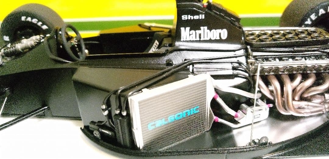 オートアート 1/18 F1 マクラーレン MP4/6 Aセナ Marlboro