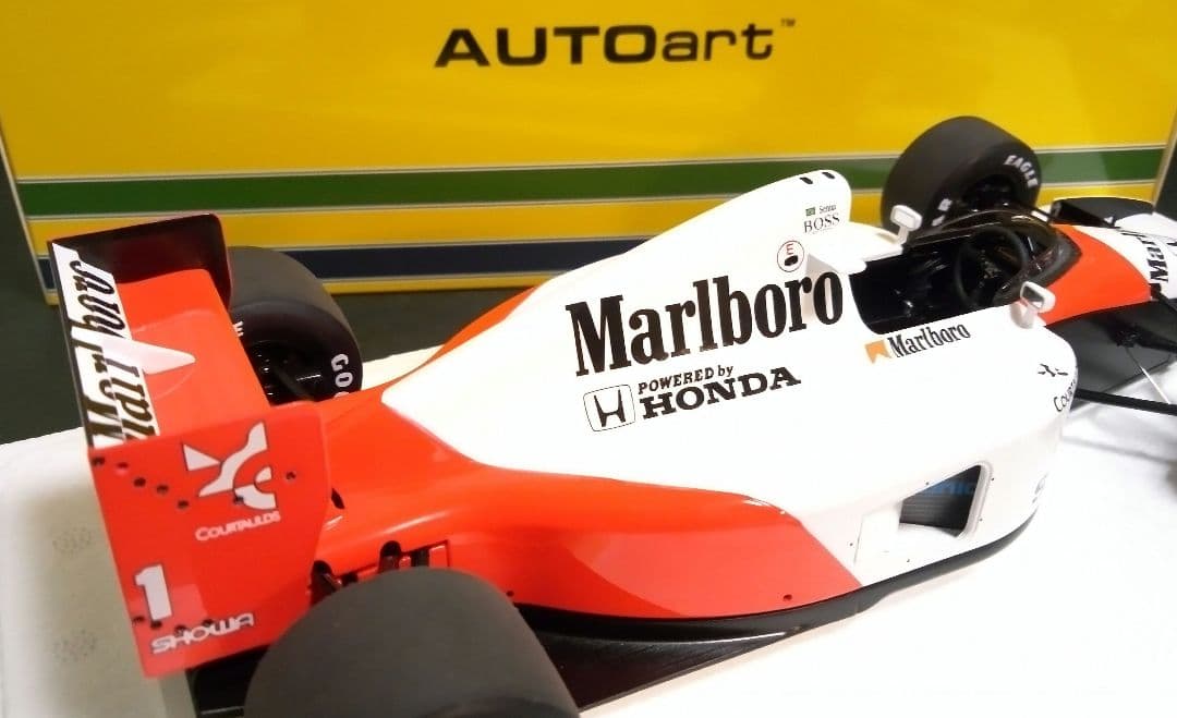 オートアート 1/18 F1 マクラーレン MP4/6 Aセナ Marlboro