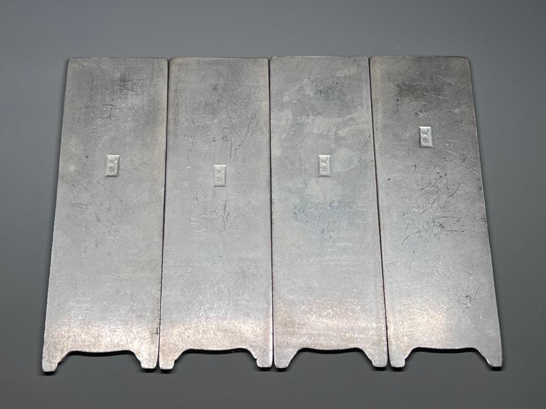 中国美術　四大美女4枚セット　文鎮　金属工芸　浮彫　刻印あり　厚重　コレクション