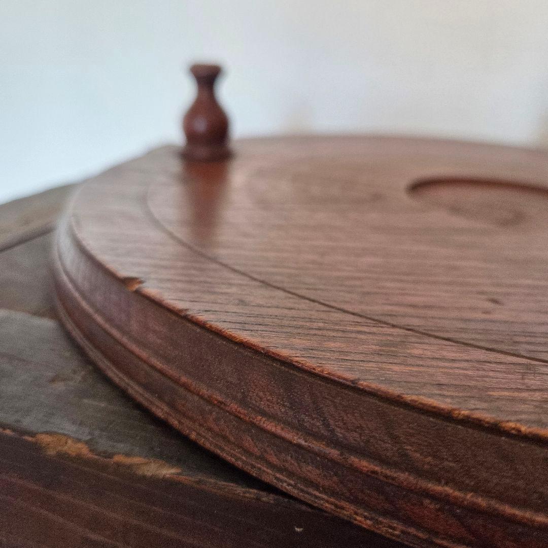 アンティーク雑貨　丸膳　花台　飾り台　ディスプレイ台　古物　三つ脚　展示台