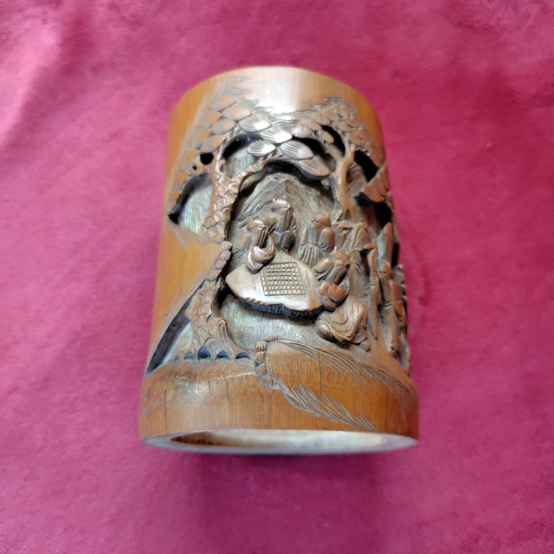 アンティークな中国筆筒　古竹彫刻