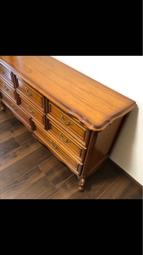 アンティーク　猫足　ロココスタイル　チェスト　キャビネット　ヴィンテージ