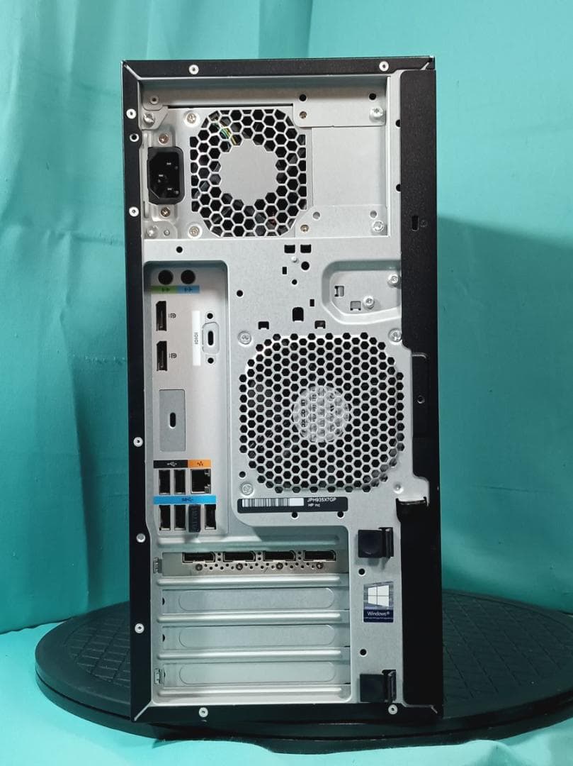 初期保証Xeon E-2174G 32GB SSD512 QuadroP2000