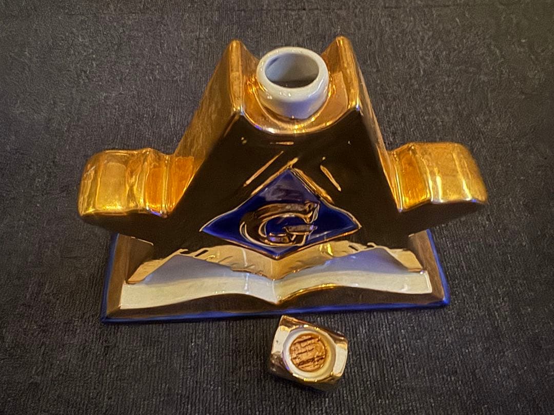 フリーメイソン シンボル 装飾品 陶器製