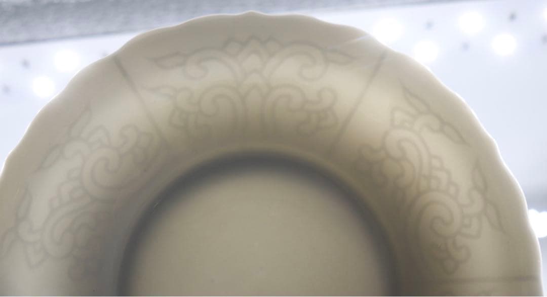 中国　清時代　徳化白磁陽刻紋花口小皿2点　送料込み0125