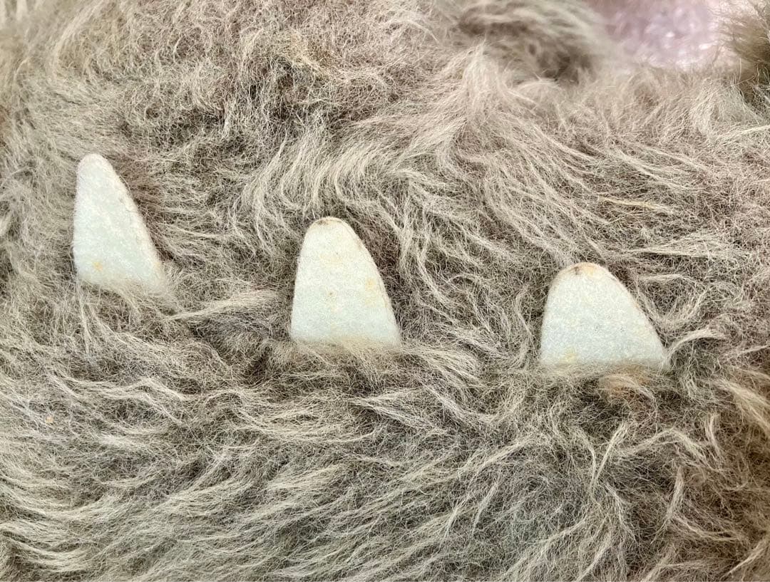 スピッツ　醒めないツアーグッズ　モニャモニャ　ぬいぐるみ　ガラスケース付