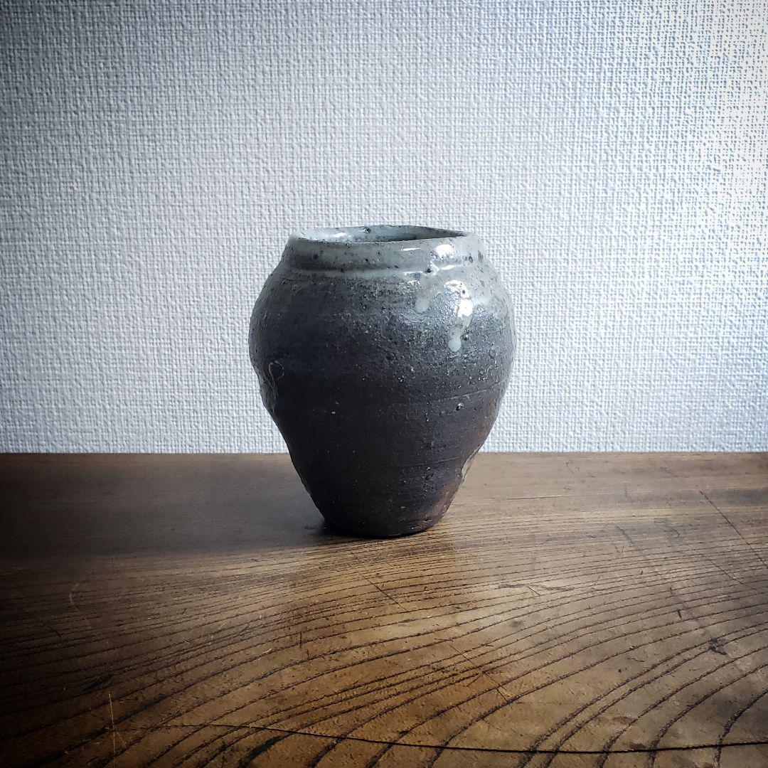 壺 小壺 一輪挿し 花器 花瓶 えくぼ 黒 ペン立て フラワーベース